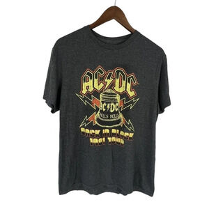 Mens ACDC Back in Black 1981 Tour Hells Bells Short Sleeve T Shirt Size Large